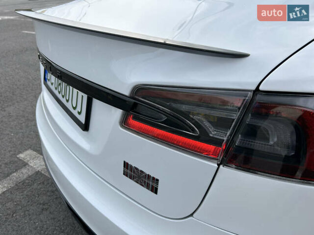 Тесла Модель С 2021 у Львові на Automoto.ua Білий Тесла Модель С, об'ємом двигуна 0 л та пробігом 49 тис. км за 41900 $, фото 10 на Automoto.ua