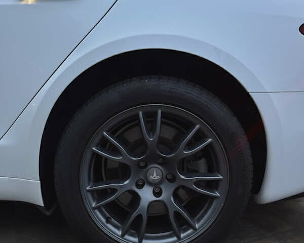 Белый Тесла Модель С, объемом двигателя 0 л и пробегом 20 тыс. км за 42000 $, фото 22 на Automoto.ua