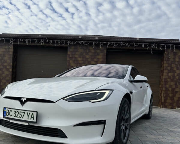 Белый Тесла Модель С, объемом двигателя 0 л и пробегом 20 тыс. км за 42000 $, фото 4 на Automoto.ua