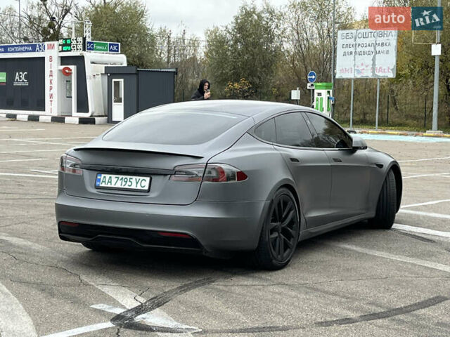 Белый Тесла Модель С, объемом двигателя 0 л и пробегом 68 тыс. км за 39900 $, фото 5 на Automoto.ua