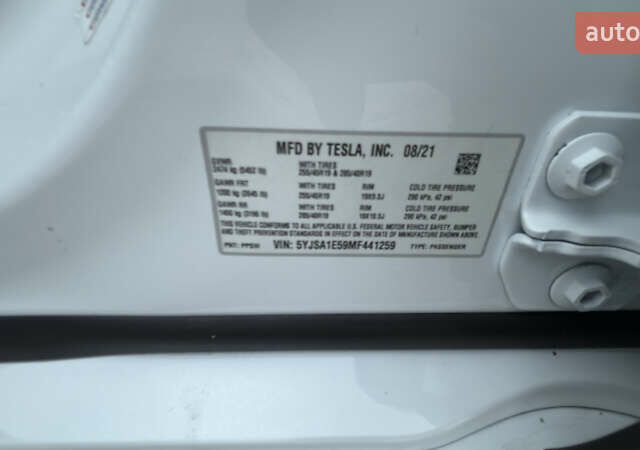 Белый Тесла Модель С, объемом двигателя 0 л и пробегом 42 тыс. км за 35500 $, фото 19 на Automoto.ua