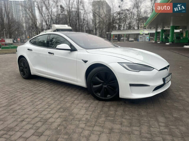 Білий Тесла Модель С, об'ємом двигуна 0 л та пробігом 5 тис. км за 39999 $, фото 1 на Automoto.ua