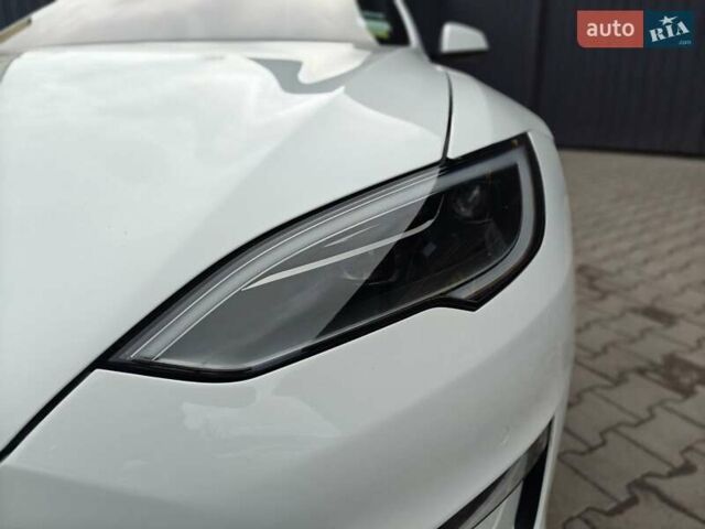 Белый Тесла Модель С, объемом двигателя 0 л и пробегом 39 тыс. км за 32900 $, фото 13 на Automoto.ua