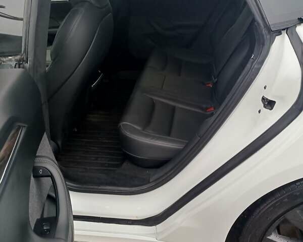 Білий Тесла Модель С, об'ємом двигуна 0 л та пробігом 78 тис. км за 39000 $, фото 14 на Automoto.ua