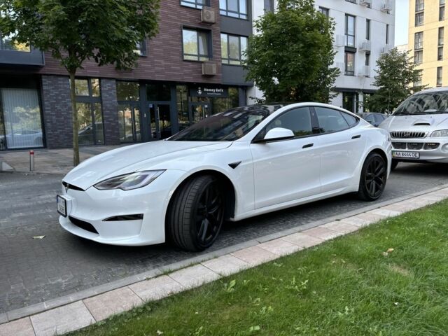 Белый Тесла Модель С, объемом двигателя 0 л и пробегом 42 тыс. км за 37000 $, фото 2 на Automoto.ua