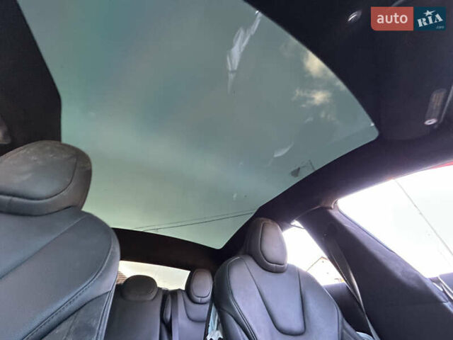 Білий Тесла Модель С, об'ємом двигуна 0 л та пробігом 54 тис. км за 15500 $, фото 13 на Automoto.ua