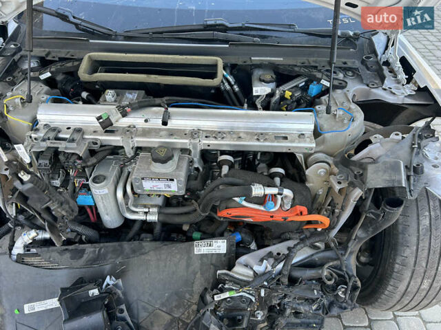 Білий Тесла Модель С, об'ємом двигуна 0 л та пробігом 54 тис. км за 15500 $, фото 7 на Automoto.ua