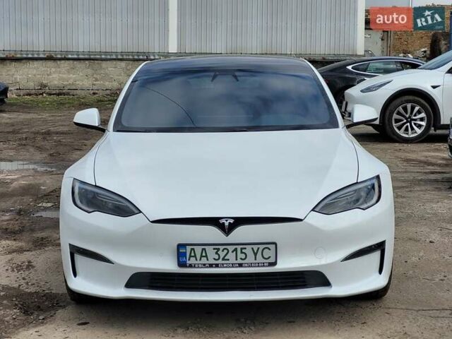 Білий Тесла Модель С, об'ємом двигуна 0 л та пробігом 21 тис. км за 40990 $, фото 2 на Automoto.ua