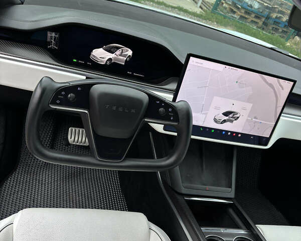 Білий Тесла Модель С, об'ємом двигуна 0 л та пробігом 41 тис. км за 49999 $, фото 6 на Automoto.ua