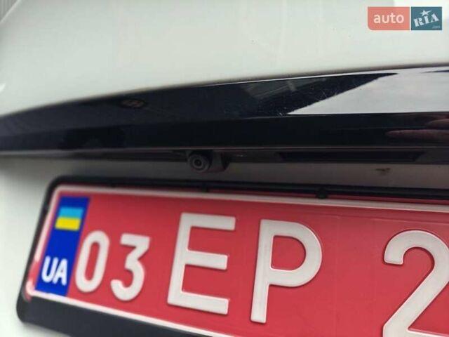 Белый Тесла Модель С, объемом двигателя 0 л и пробегом 39 тыс. км за 32900 $, фото 19 на Automoto.ua