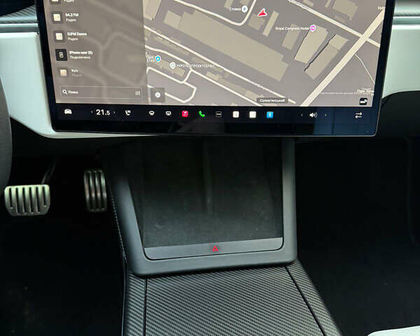 Белый Тесла Модель С, объемом двигателя 0 л и пробегом 25 тыс. км за 85000 $, фото 13 на Automoto.ua