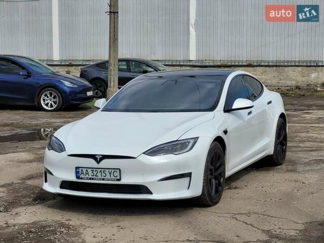 Білий Тесла Модель С, об'ємом двигуна 0 л та пробігом 21 тис. км за 40990 $, фото 4 на Automoto.ua