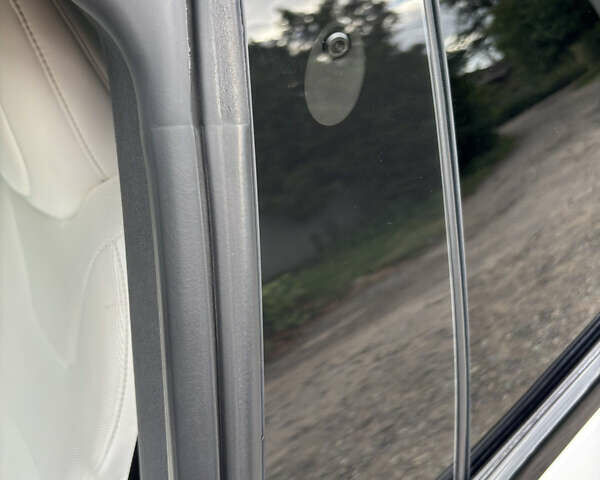 Білий Тесла Модель С, об'ємом двигуна 0 л та пробігом 41 тис. км за 49999 $, фото 12 на Automoto.ua