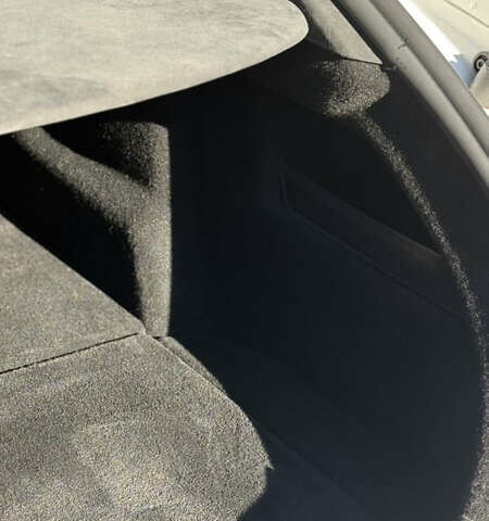 Белый Тесла Модель С, объемом двигателя 0 л и пробегом 60 тыс. км за 44990 $, фото 27 на Automoto.ua