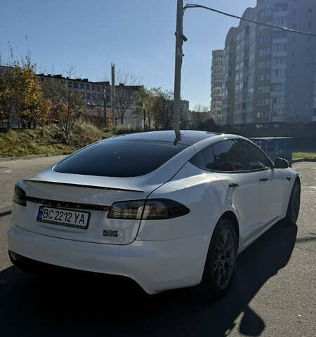 Белый Тесла Модель С, объемом двигателя 0 л и пробегом 60 тыс. км за 44990 $, фото 8 на Automoto.ua