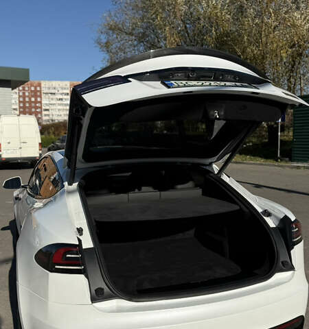 Белый Тесла Модель С, объемом двигателя 0 л и пробегом 60 тыс. км за 44990 $, фото 25 на Automoto.ua