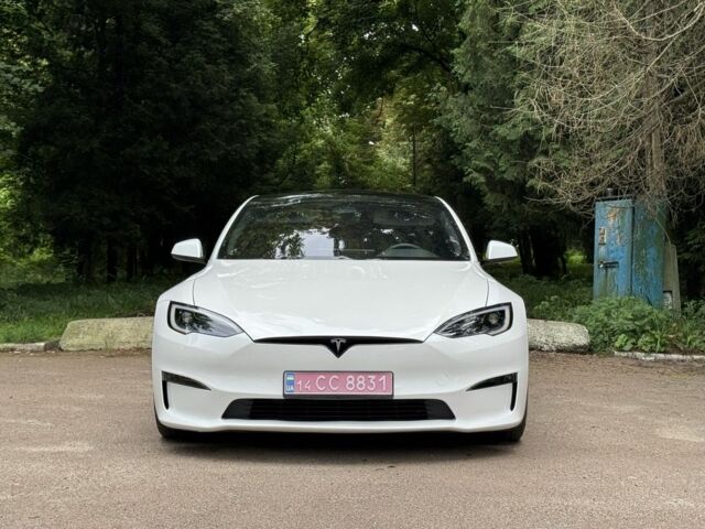 Білий Тесла Модель С, об'ємом двигуна 0 л та пробігом 25 тис. км за 47000 $, фото 7 на Automoto.ua
