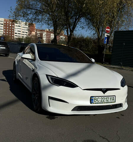 Белый Тесла Модель С, объемом двигателя 0 л и пробегом 60 тыс. км за 44990 $, фото 10 на Automoto.ua