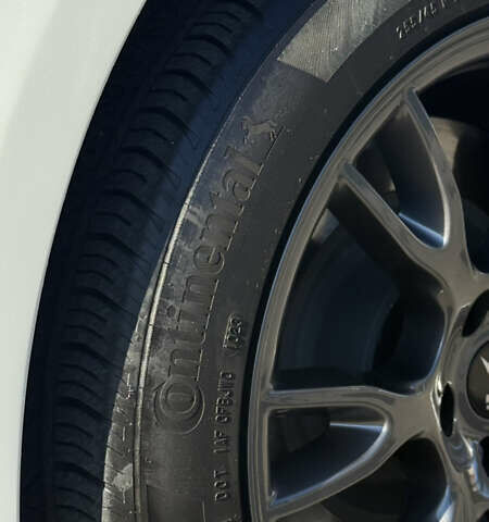 Белый Тесла Модель С, объемом двигателя 0 л и пробегом 60 тыс. км за 44990 $, фото 15 на Automoto.ua