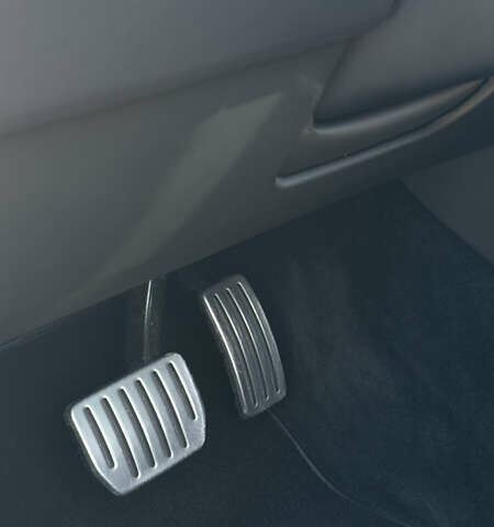 Белый Тесла Модель С, объемом двигателя 0 л и пробегом 60 тыс. км за 44990 $, фото 38 на Automoto.ua