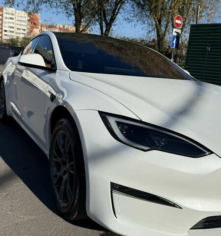 Белый Тесла Модель С, объемом двигателя 0 л и пробегом 60 тыс. км за 44990 $, фото 12 на Automoto.ua