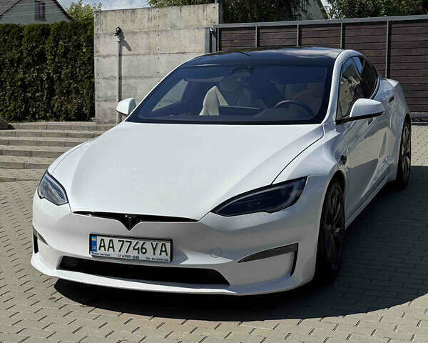 Білий Тесла Модель С, об'ємом двигуна 0 л та пробігом 29 тис. км за 47500 $, фото 12 на Automoto.ua