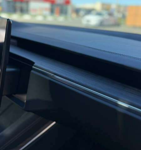 Белый Тесла Модель С, объемом двигателя 0 л и пробегом 60 тыс. км за 44990 $, фото 42 на Automoto.ua