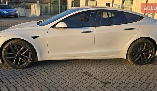 Білий Тесла Модель С, об'ємом двигуна 0 л та пробігом 21 тис. км за 49900 $, фото 5 на Automoto.ua