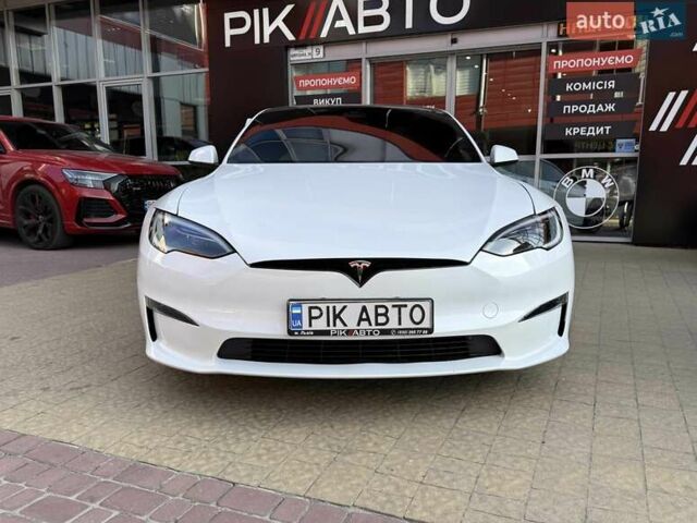 Білий Тесла Модель С, об'ємом двигуна 0 л та пробігом 19 тис. км за 59900 $, фото 2 на Automoto.ua
