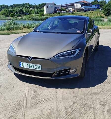 Бежевый Тесла Модель С, объемом двигателя 0 л и пробегом 245 тыс. км за 16200 $, фото 3 на Automoto.ua