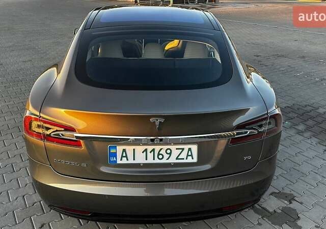 Бежевый Тесла Модель С, объемом двигателя 0 л и пробегом 230 тыс. км за 15900 $, фото 9 на Automoto.ua