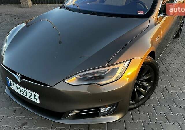 Бежевый Тесла Модель С, объемом двигателя 0 л и пробегом 230 тыс. км за 15900 $, фото 6 на Automoto.ua