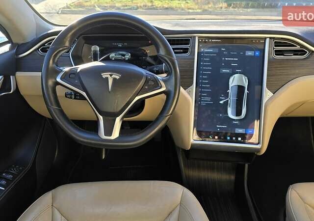 Бежевый Тесла Модель С, объемом двигателя 0 л и пробегом 170 тыс. км за 15300 $, фото 28 на Automoto.ua