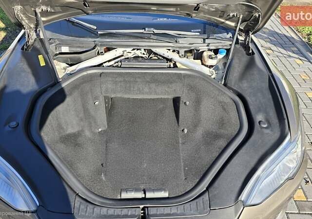 Бежевый Тесла Модель С, объемом двигателя 0 л и пробегом 170 тыс. км за 15300 $, фото 14 на Automoto.ua