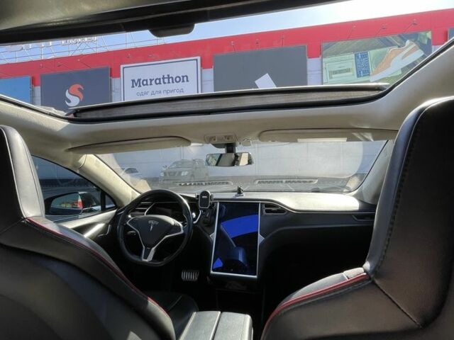 Черный Тесла Модель С, объемом двигателя 0 л и пробегом 270 тыс. км за 11500 $, фото 2 на Automoto.ua