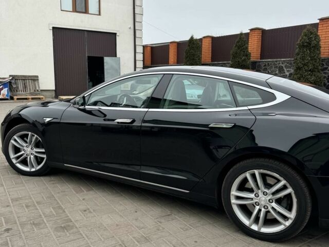 Черный Тесла Модель С, объемом двигателя 0 л и пробегом 195 тыс. км за 12500 $, фото 4 на Automoto.ua