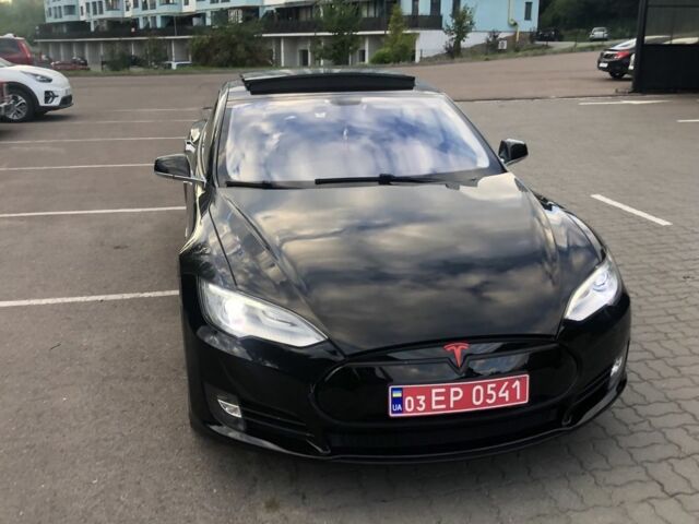Чорний Тесла Модель С, об'ємом двигуна 0 л та пробігом 180 тис. км за 13599 $, фото 2 на Automoto.ua