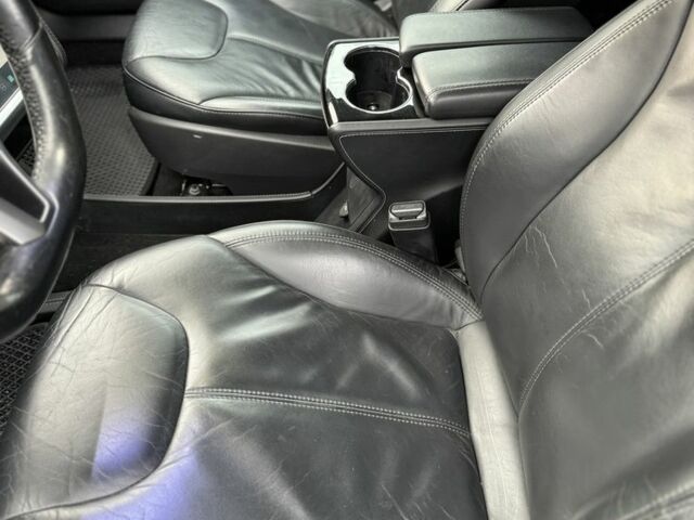 Чорний Тесла Модель С, об'ємом двигуна 0 л та пробігом 250 тис. км за 13000 $, фото 5 на Automoto.ua