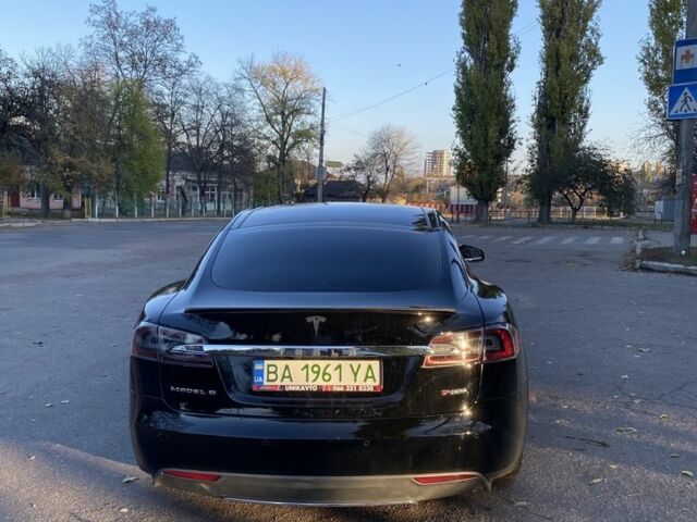 Чорний Тесла Модель С, об'ємом двигуна 0 л та пробігом 240 тис. км за 15300 $, фото 3 на Automoto.ua