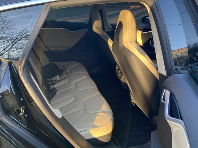 Чорний Тесла Модель С, об'ємом двигуна 0 л та пробігом 240 тис. км за 15300 $, фото 6 на Automoto.ua