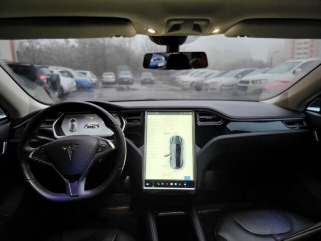 Черный Тесла Модель С, объемом двигателя 0 л и пробегом 120 тыс. км за 13900 $, фото 9 на Automoto.ua