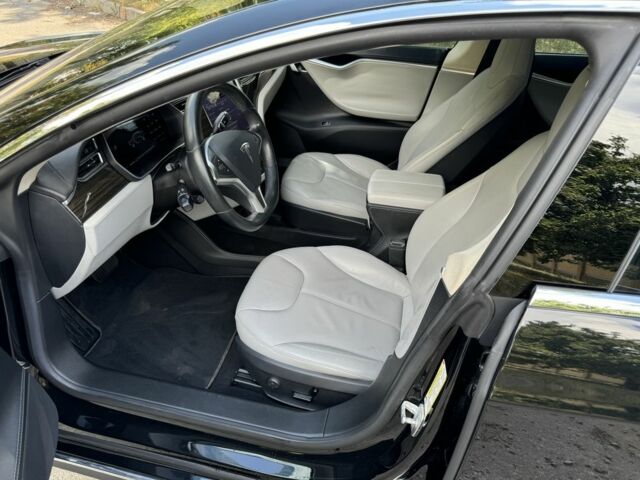 Чорний Тесла Модель С, об'ємом двигуна 0 л та пробігом 100 тис. км за 15000 $, фото 7 на Automoto.ua