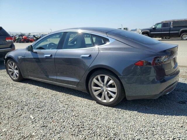 Чорний Тесла Модель С, об'ємом двигуна 0 л та пробігом 91 тис. км за 2300 $, фото 1 на Automoto.ua