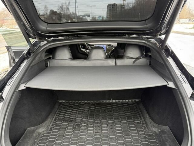 Чорний Тесла Модель С, об'ємом двигуна 0 л та пробігом 201 тис. км за 13400 $, фото 6 на Automoto.ua