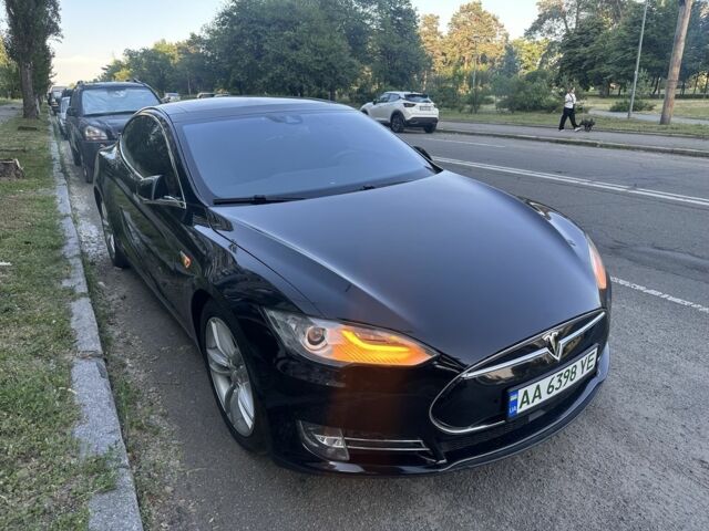Черный Тесла Модель С, объемом двигателя 0 л и пробегом 200 тыс. км за 12700 $, фото 2 на Automoto.ua