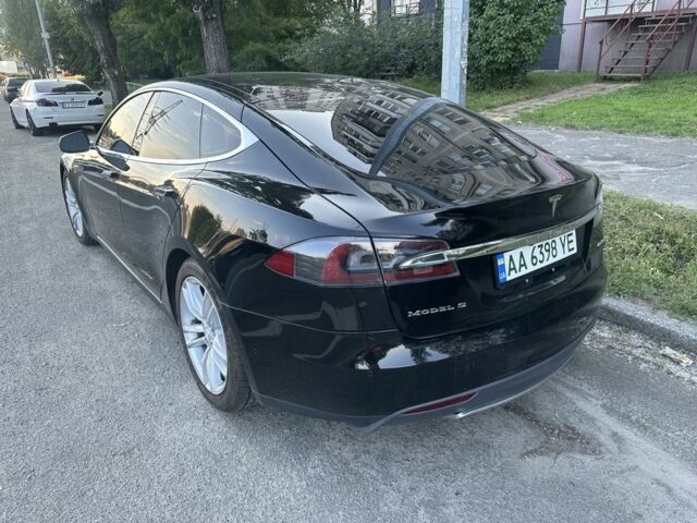 Черный Тесла Модель С, объемом двигателя 0 л и пробегом 200 тыс. км за 12700 $, фото 4 на Automoto.ua