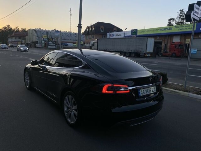 Черный Тесла Модель С, объемом двигателя 0 л и пробегом 159 тыс. км за 14500 $, фото 1 на Automoto.ua