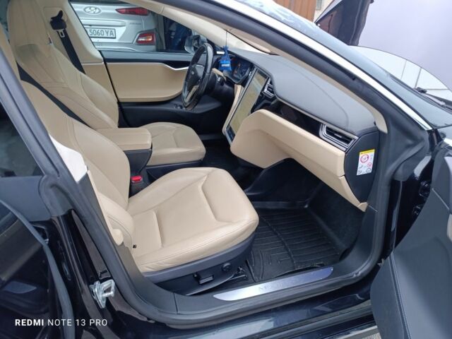 Черный Тесла Модель С, объемом двигателя 0 л и пробегом 163 тыс. км за 12800 $, фото 10 на Automoto.ua