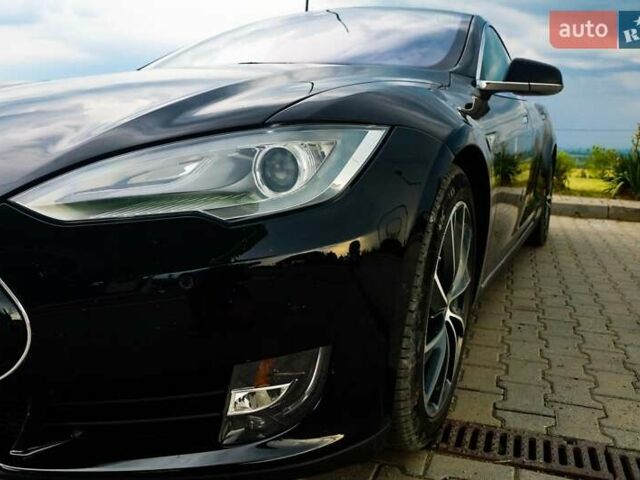Черный Тесла Модель С, объемом двигателя 0 л и пробегом 170 тыс. км за 19999 $, фото 21 на Automoto.ua