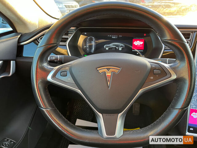 Черный Тесла Модель С, объемом двигателя 70 л и пробегом 47 тыс. км за 17500 $, фото 12 на Automoto.ua
